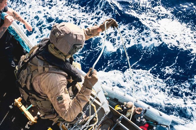 Members of French Ship (FS) PRAIRIAL Boarding Party board His Majesty's Canadian Ship MAX BERNAYS during a Maritime Intradiction Operations Exercise as part of ANNUALEX at sea on 21 October 2025. 

Photo Credit: Sailor 1st Class Jordan Schilstra, Canadian Armed Forces Photo
