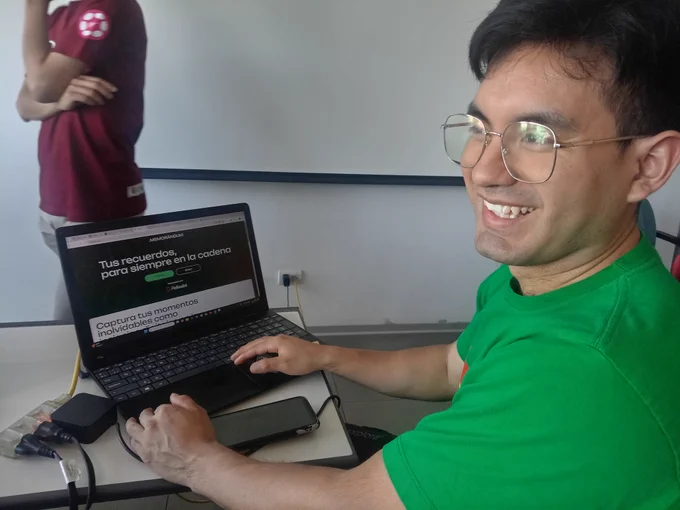 Harto talento en la Hackathon Sub0 Lima Peru!! 🇵🇪
