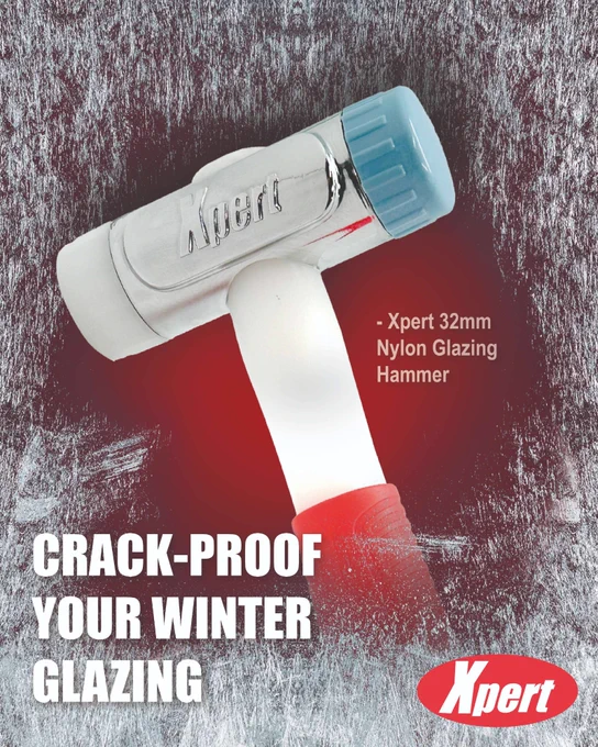 Close-up of an Xpert 32mm nylon glazing hammer with a blue cap, highlighting its crack-proof design for winter glazing.