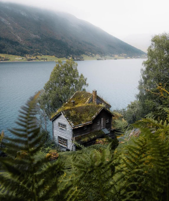Norway 
Photography by Long-Nong Huang (@long.explorer)