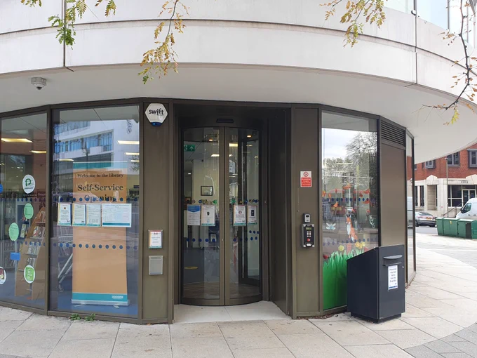 Front of Finchley Church End Library