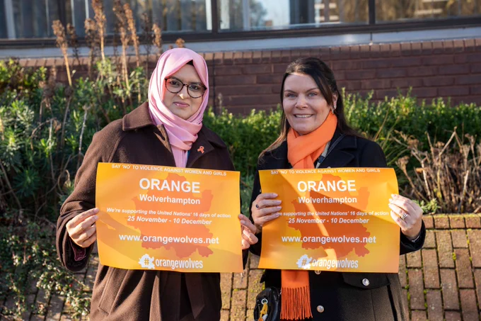Image shows Councillor Obaida Ahmed, pictured left.