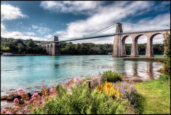 Colour PDI - Menai Strait by David Hunt