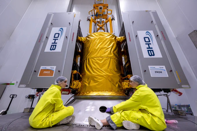 Galileo satellites mounted on Ariane 6 dispenser