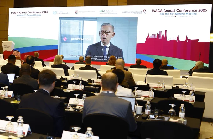 ICAC Commissioner Mr. Woo Ying-ming delivers an opening remarks via video conferencing at the IAACA Annual Conference.