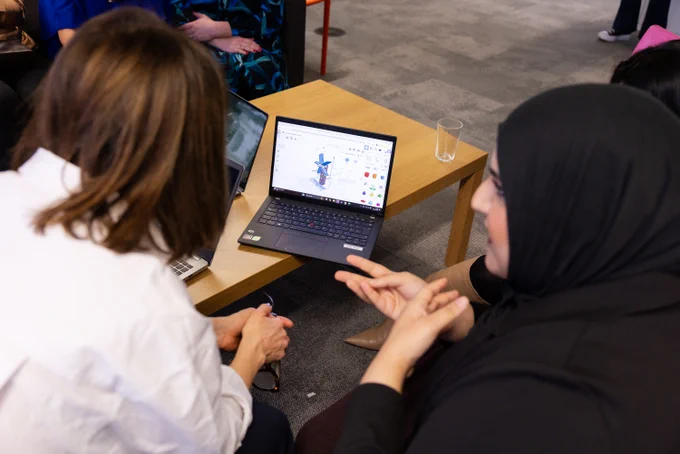 Liz Kendall meeting the Women in Tech taskforce