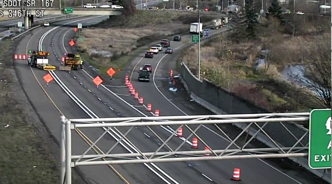 A camera showing the closure point on I-5 near 15th Ave NW in Auburn.