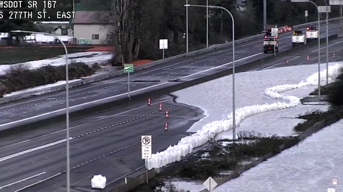 A camera image showing water on the roadway on SR 167. 