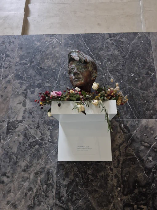 Memorial to Sophie Scholl