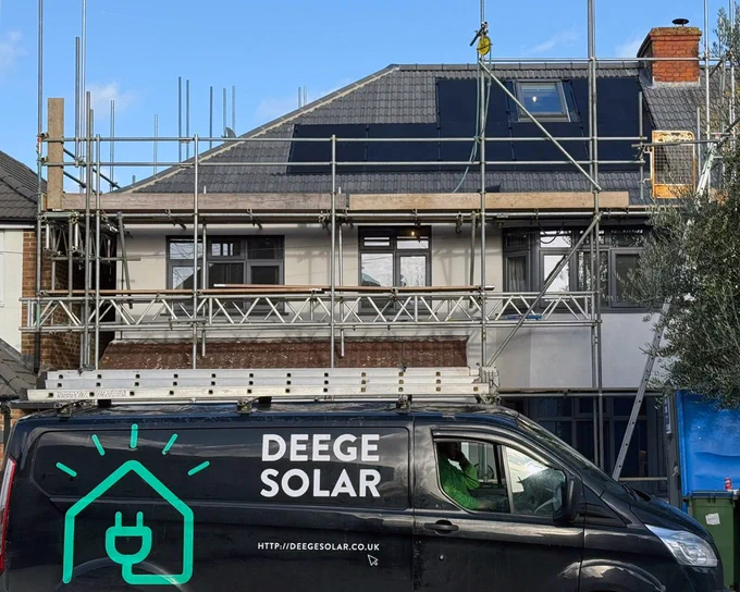 Deege Solar integrated solar panels