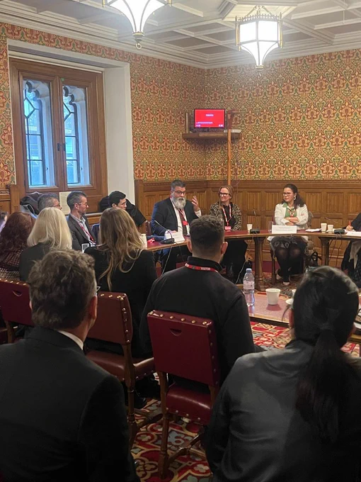 Floki @ UK Houses of Parliament