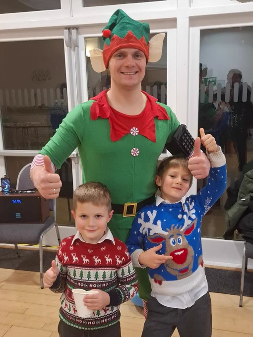 A pic from the Christmas party for our international families at Muswell Hill Methodist Church this evening.