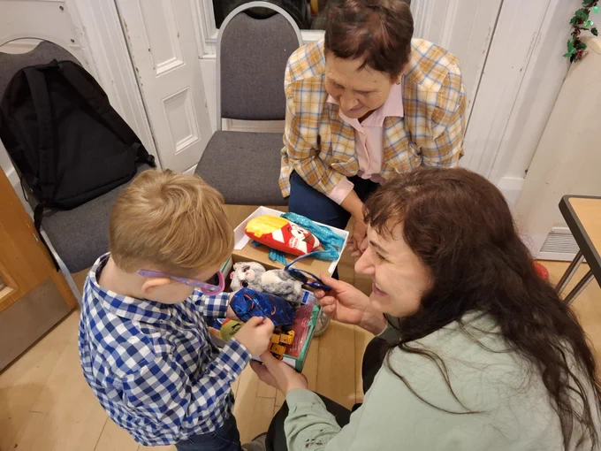 A pic from the Christmas party for our international families at Muswell Hill Methodist Church this evening.