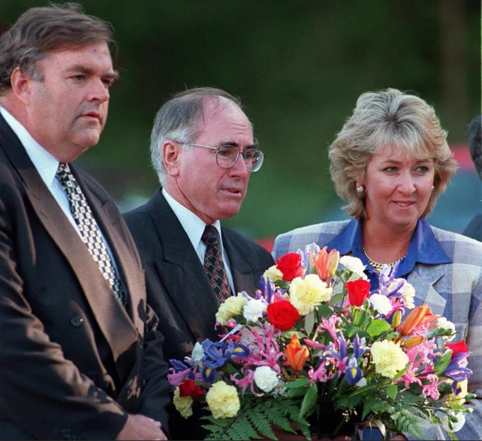 (L to R): Labor Leader Kim Beazley, AUS PM John Howard and Democrats Leader Cheryl Kernot lay a wreath at the site of the Port Arthur massacre 1996.