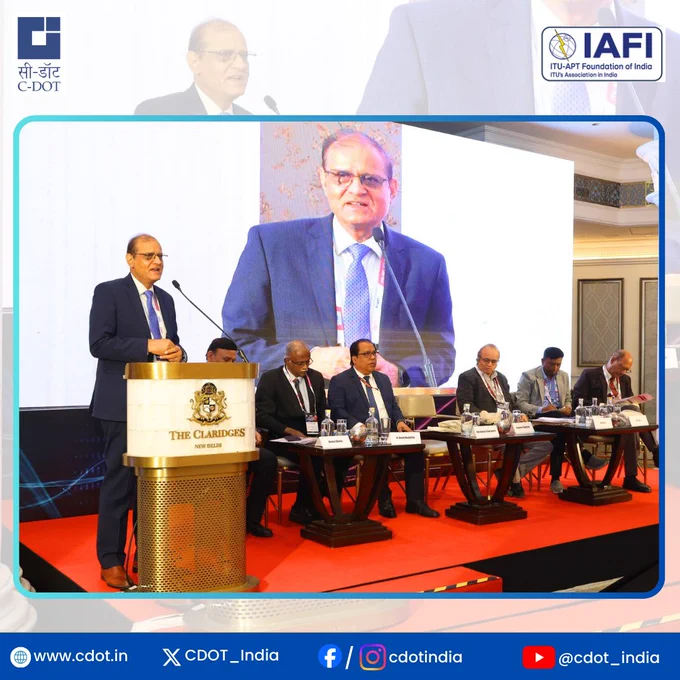 Addressing delegates at the 5th India Spectrum Management Conference (ISMC 2025), highlighting 6G, next-generation networks, and spectrum strategy.