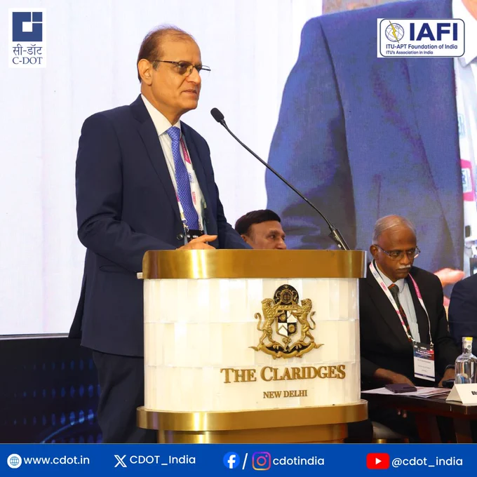 Addressing delegates at the 5th India Spectrum Management Conference (ISMC 2025), highlighting 6G, next-generation networks, and spectrum strategy.