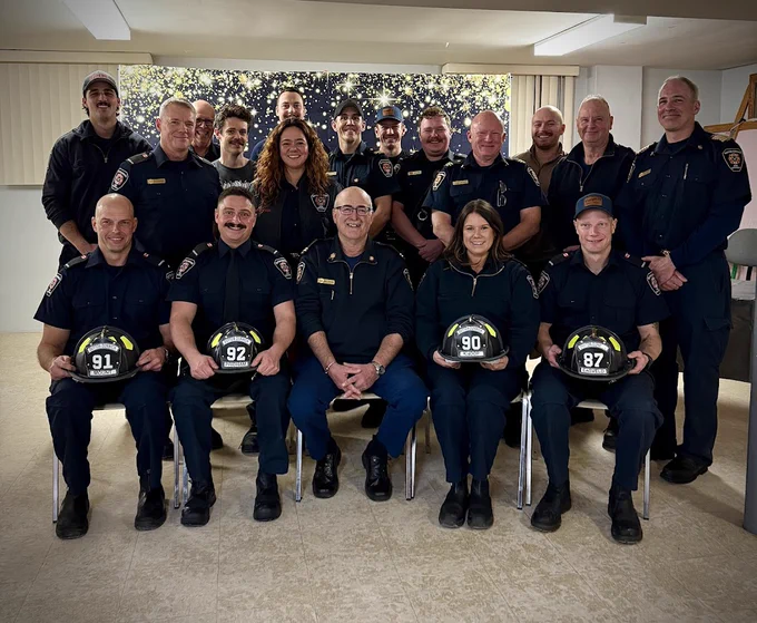 Dutton Dunwich firefighters group photo.