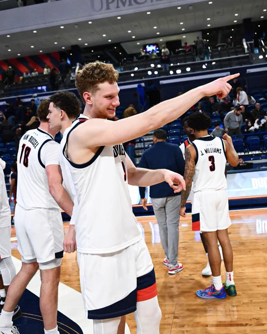 Jak pointing happy post-game
