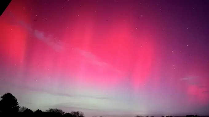 The “AMAZINGLY
 SPECTACULAR” Aurora Borealis / Northern Lights (Also visible to the naked eye too..) danced over Courtmacsherry areas in West Cork, Ireland on 12th  November 2025!!
