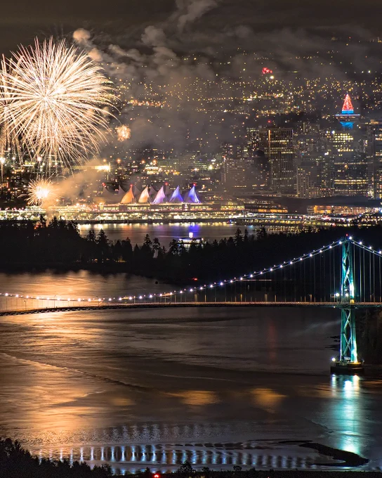 🎉 Happy New Year 🎆
.
A shot from the start of 2019 when fireworks lit up Coal Harbour and Burrard Inlet.
.
2025 was another incredibly busy year for me, leaving not so much time for photography and being social on Instagram. I wanted to take this time to thank you ALL for your love and wonderful comments 😊 I wish everyone a happy, healthy and prosperous 2026
.
Captured from West Vancouver, British Columbia, Canada ~ January 1, 2019 - 12:09am 📅
.
#NewYearsEve #LionsGateBridge #VeryVancouver #ExploreBC #ExploreCanada
