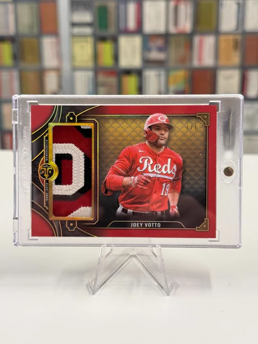 2022 Topps Triple Threads Jumbo Relic Card
Joey Votto, Cincinnati Reds, (1/1)
