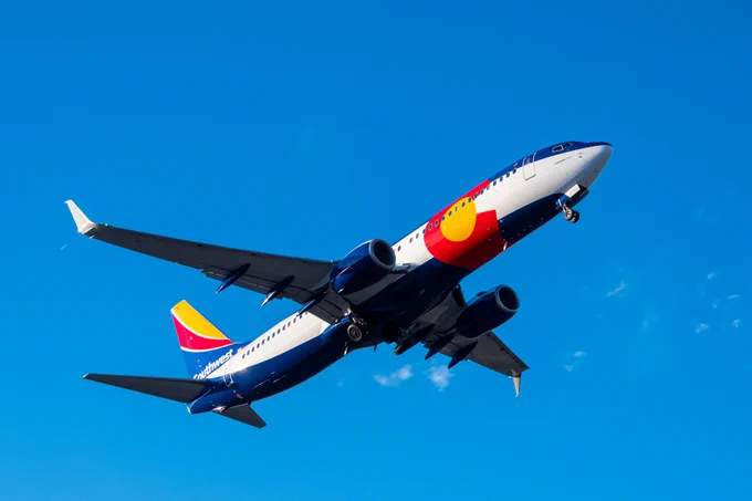 Colorado One livery soars in the sky.