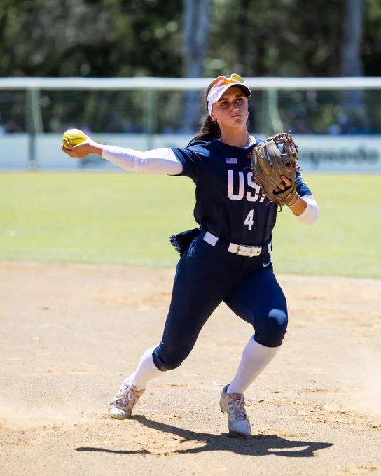 Ana Gold throws a ball in the down under series.