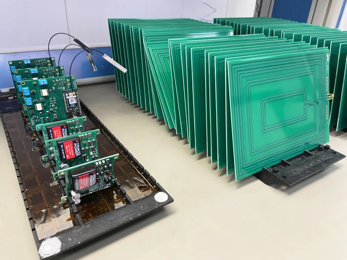 Internal chips that power DeepCharge's wireless charging.