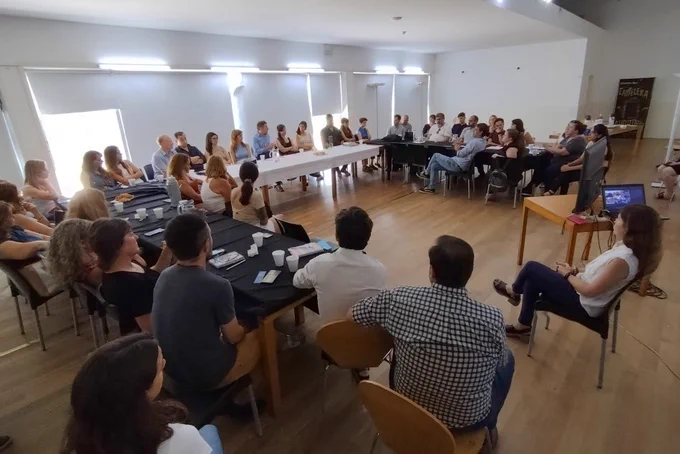 Presentación de la Guía a los Equipos de la Municipalidad de Rosario