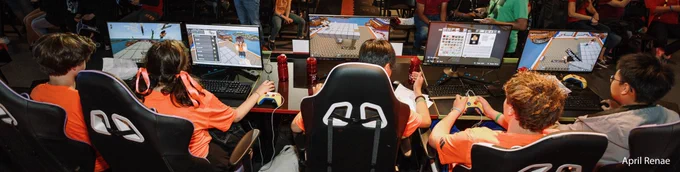 Students compete in Battle of the Boroughs; photo by April Renae; via Minecraft for Education Blog.
