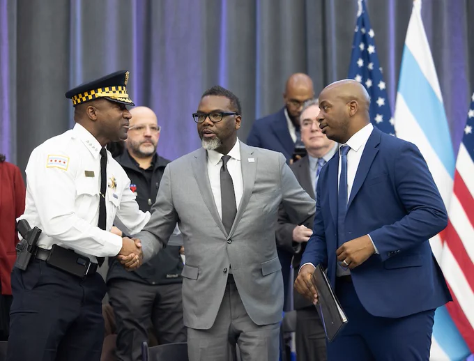 Mayor Johnson with Superintendent Larry Snelling and Deputy Mayor Garien Gatewood