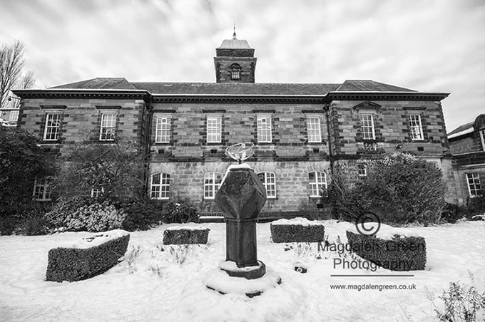 Geddes Quadrangle University of Dundee Winter Scene Black and White 