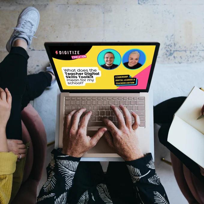 Laptop with thumbnail