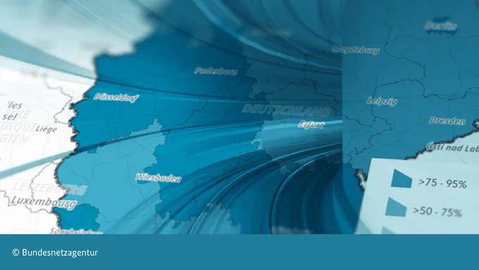 Grafische Darstellung einer Datenautobahn in eine Deutschlandkarte.