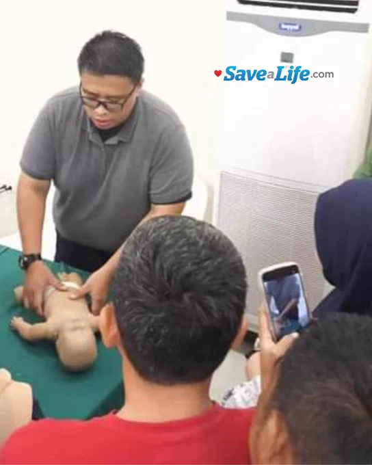 SALI Trainers life-saving training events. SaveaLife.com and Disque Foundation Partners.