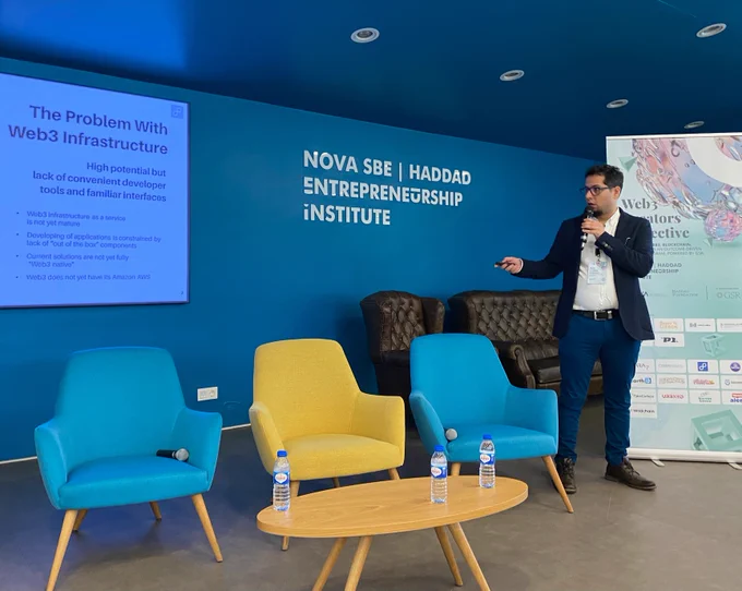 Moe Sayadi, CEO of Djuno, presenting at the Web3 Creators Collective event at the NOVA SBE Haddad Entrepreneurship Institute
