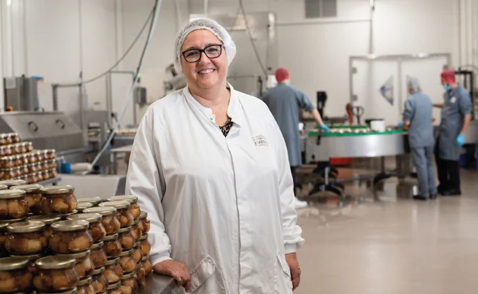 Portrait Florence Gratia, DRH chez Le Comptoir de Mathilde. Crédit photo : Anne Loubet 