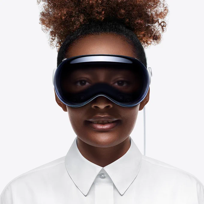 A woman with Apple Vision Pro.