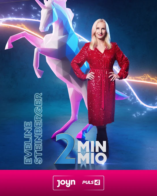 eine Frau in einem roten Kleid