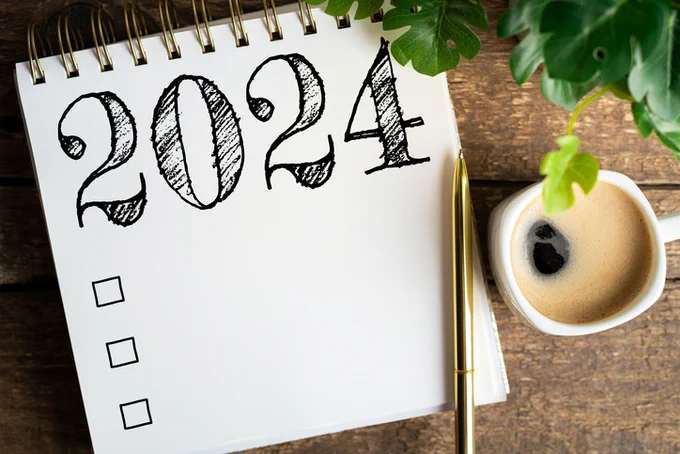 A notepad with the title 2024 and blank check boxes below