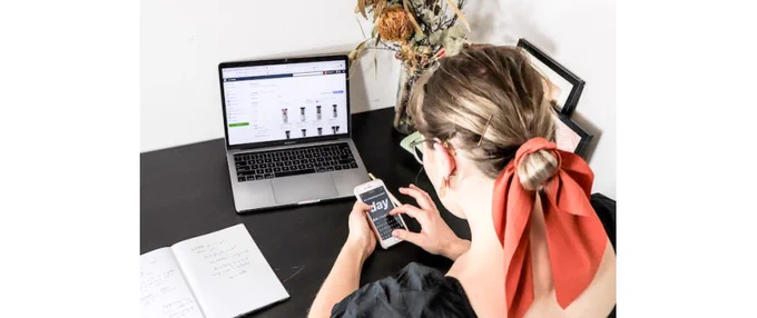 Navigating the Evolving Landscape of the Consumer Mind in E-Commerce.
https://shorturl.at/uvR23
