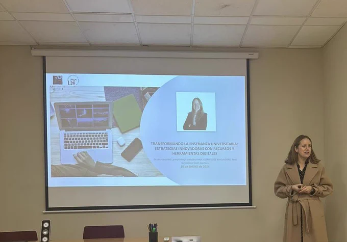 Presentación de la profesora Dra Gema Albort