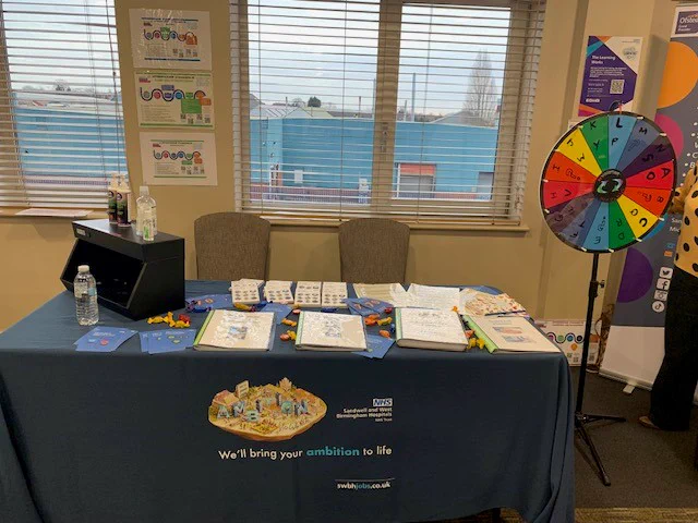Ready and waiting to chat - come and say hello 
