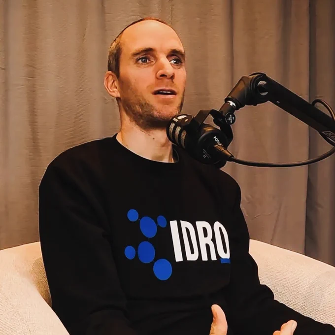 IDRO Industrial PhD candidate Kevin explaining the role of lactate acid in sports science