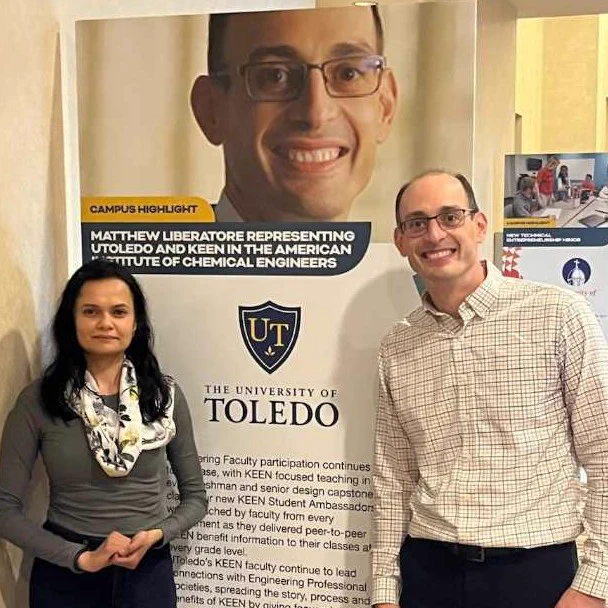 Faculty members at a KEEN conference