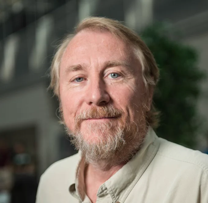 head and shoulders photo of Michigan State University researcher Richard Lenski