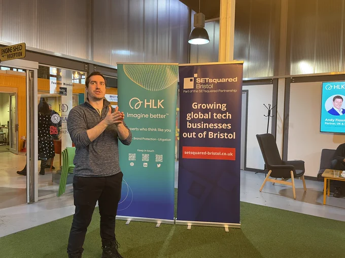 Founder of GreenScreen Market speaking at Connect event
