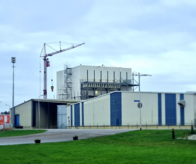 TSC Silos: square silo construction for an innovative, world-leading premix and concentrates facility for animal feed in The Netherlands. 