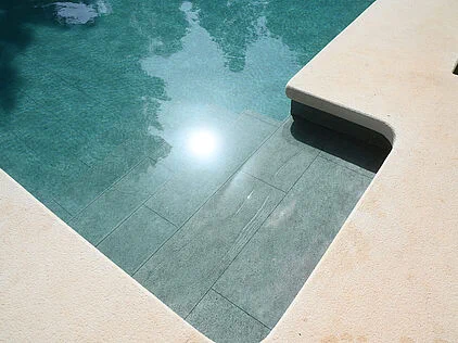 RENOLIT ALKORPLAN Jade Tile fitted