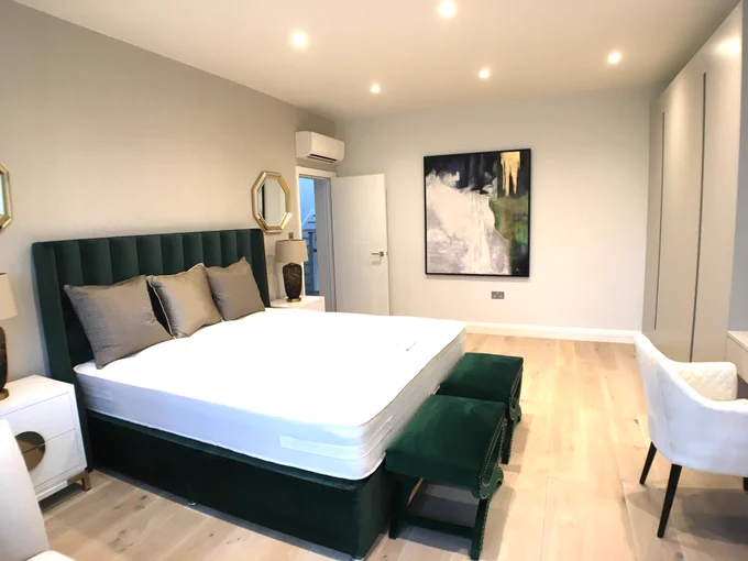 Value-Adding Ideas for Your Property: Elevate Your Investment 4) Energy-Efficient Upgrades
https://combit-construction.com/elevate-your-investment-10-value-boosting-ideas-for-your-property/
#GreenLiving #UrbanOasis
#LightAndSpace #ContemporaryLiving
#VersatileSpaces #WorkPlayHomes
#LuxuryLiving #TechHomes